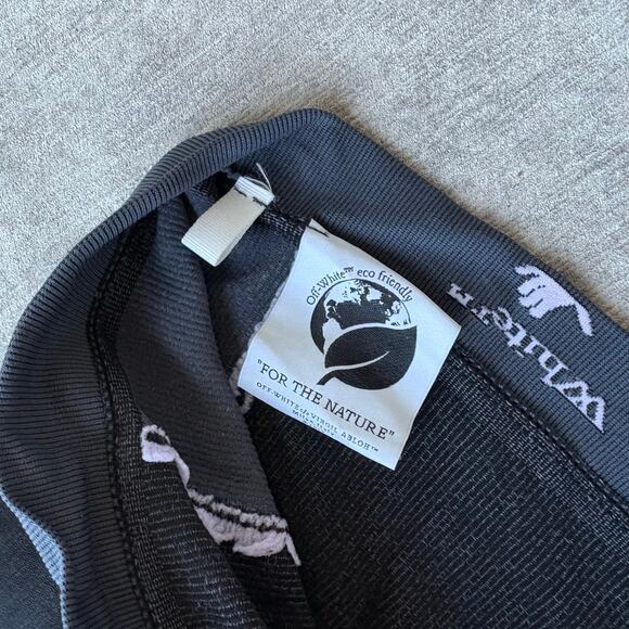 Authentic Off-White Seamless Thermal Set - Picture 3 of 6